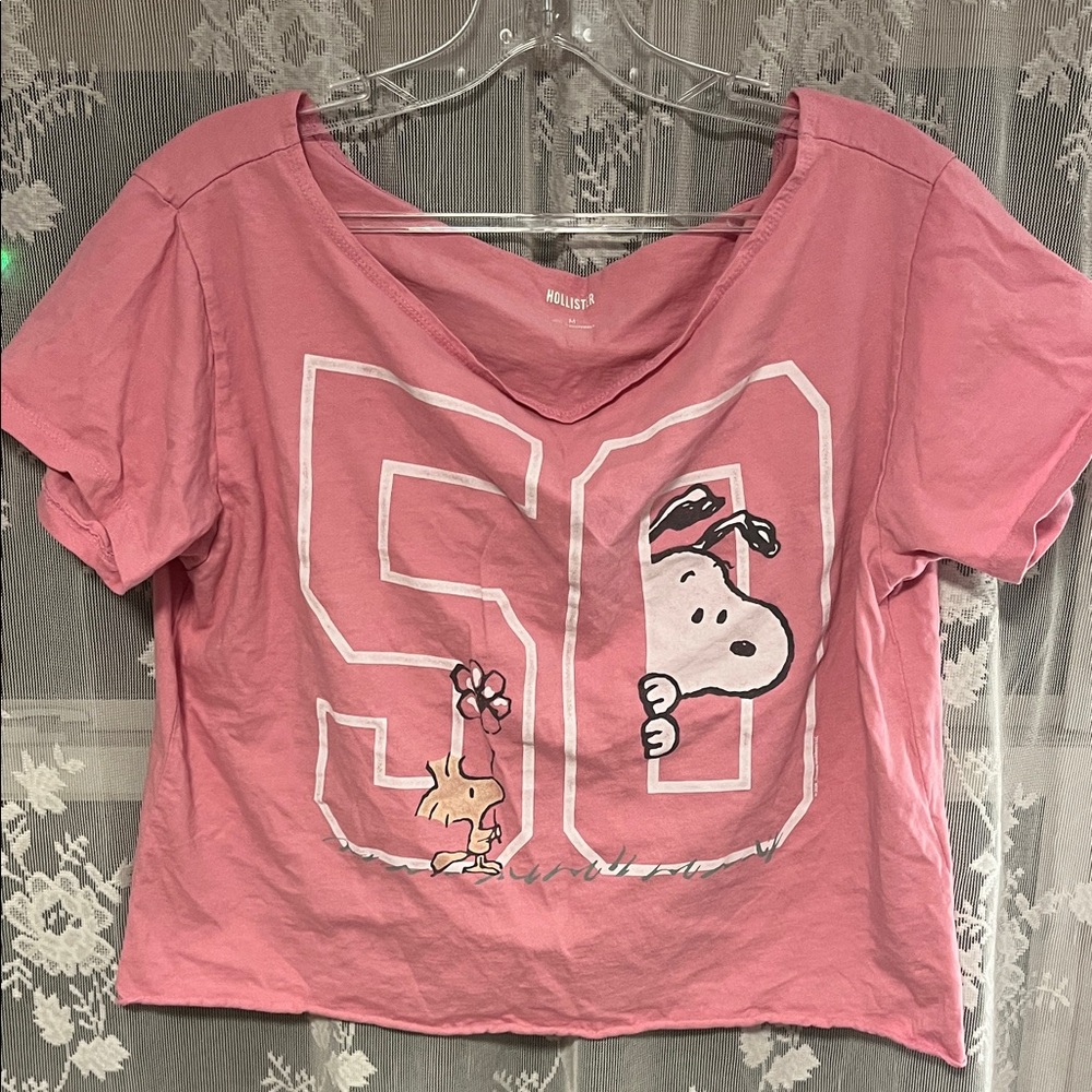 Hollister Pink Graphic Cropped T-Shirt